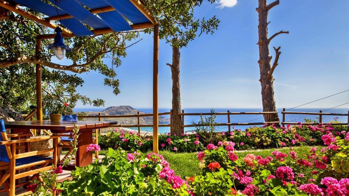 Mirthios-hill Apartament *